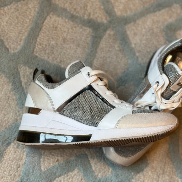 Womens 8.5 Michael Kors Georgie Glitter Chain-Mesh Leather Sneakers Lightly worn - Picture 2 of 11